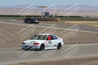 media/Jun-02-2024-CalClub SCCA (Sun) [[05fc656a50]]/Group 5/Race/